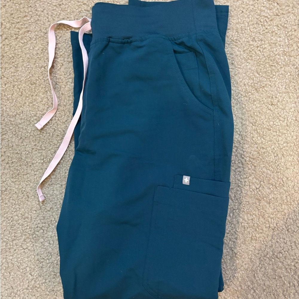 Figs deep reef Yola pants